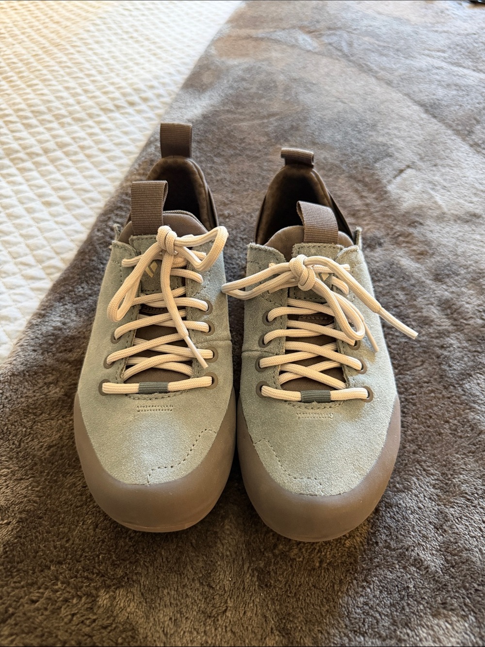 Black Diamond Women's Athletic Shoes in Light Blue and Grey